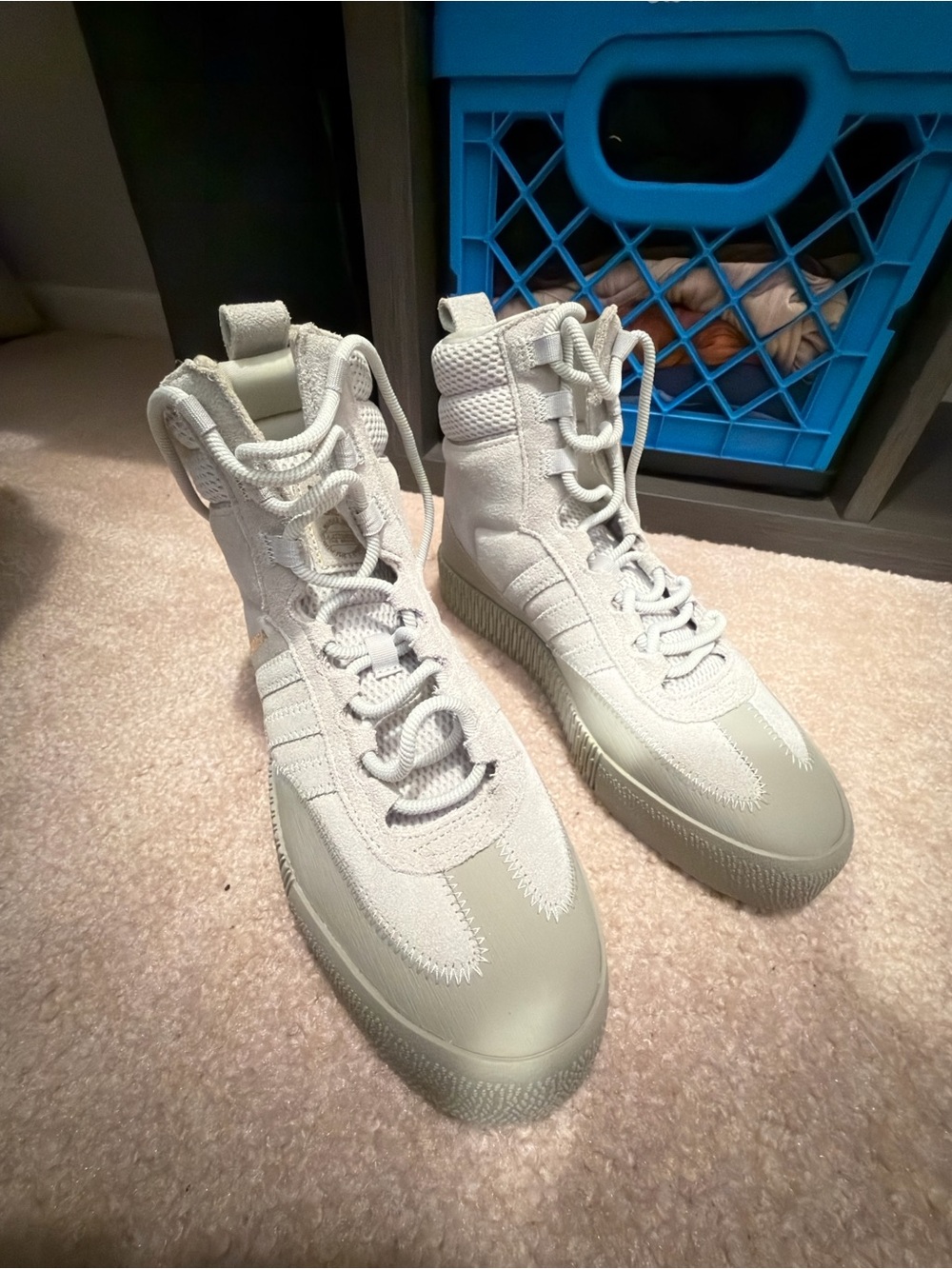 Adidas Samba High-Top Women's Athletic Boots in Light Green